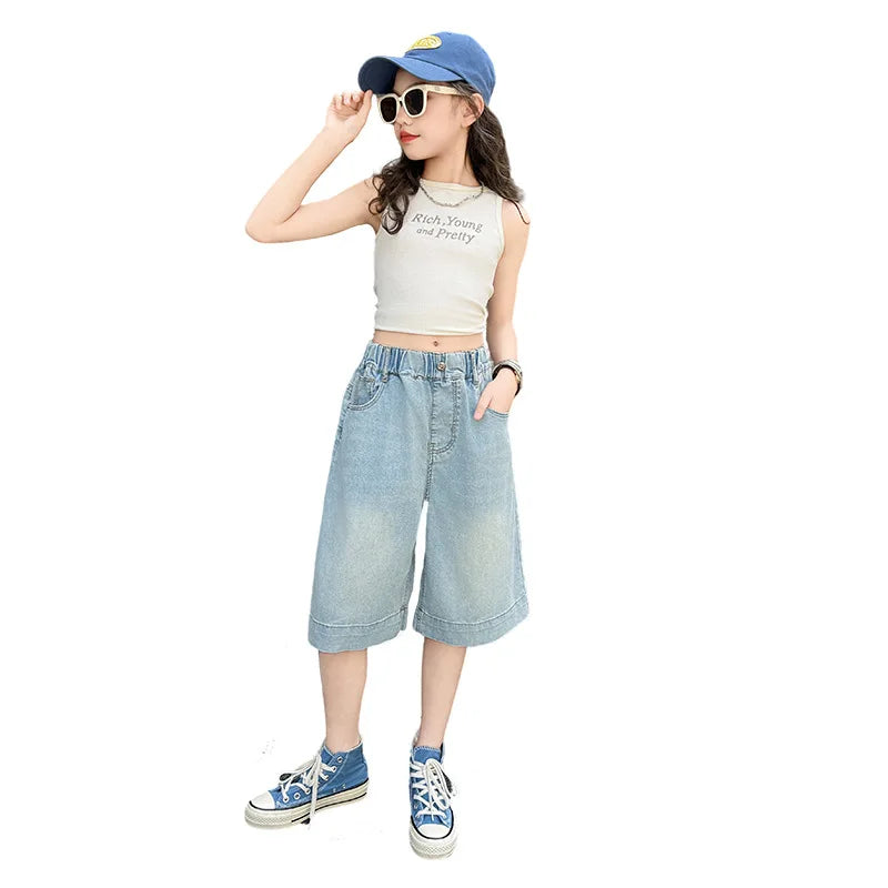girls outfit for park and family outings