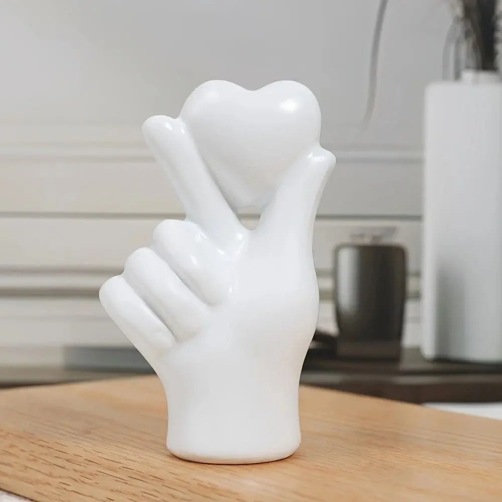 Valentine’s Day Resin Love Gesture Ornament – Minimalist Romantic Home Decor Figurine
